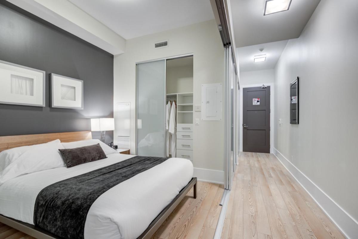 Skyline Suites - Walk To Mtcc, Acc, Rogers Centre & Entertainment District Торонто Екстер'єр фото