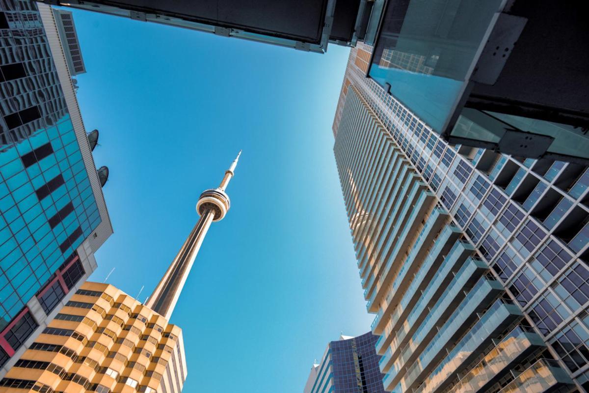 Skyline Suites - Walk To Mtcc, Acc, Rogers Centre & Entertainment District Торонто Екстер'єр фото