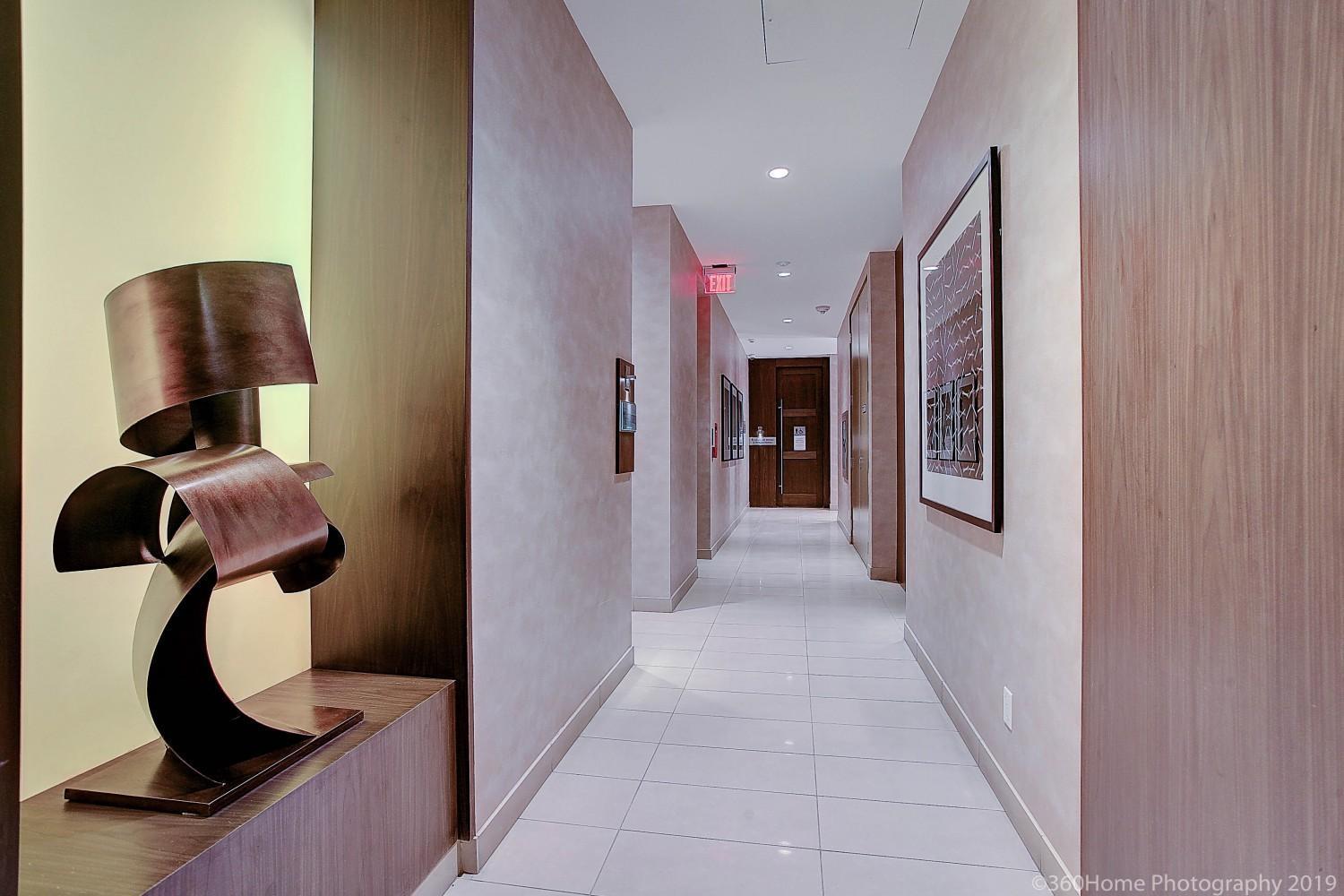 Skyline Suites - Walk To Mtcc, Acc, Rogers Centre & Entertainment District Торонто Екстер'єр фото